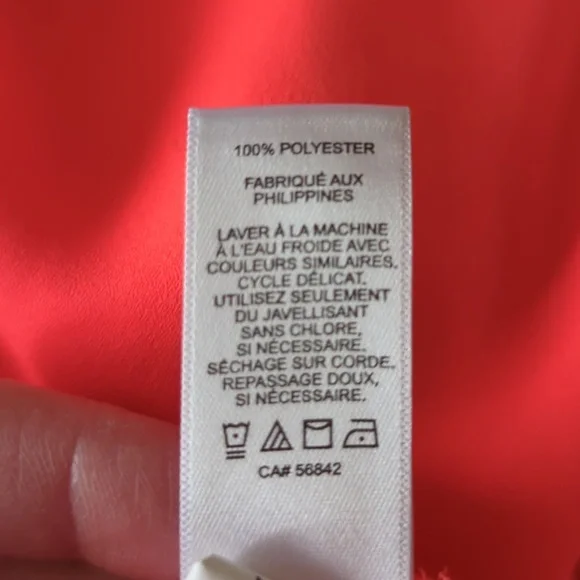 Express Sleeveless Top - Picture 6 of 9